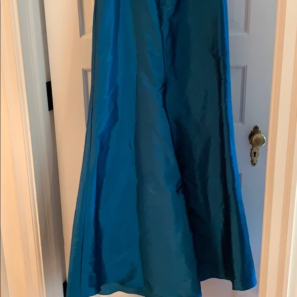 Lazaro peacock green taffeta gown, size 12 - Picture 5 of 9